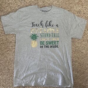 Gildan Gray Women’s Tee with Pineapple Graphic